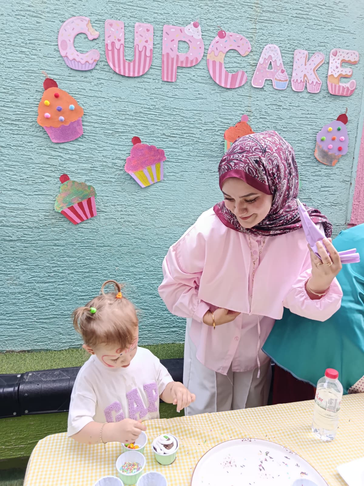 İlk İz Çocuk Şenliği cupcake atölyesi